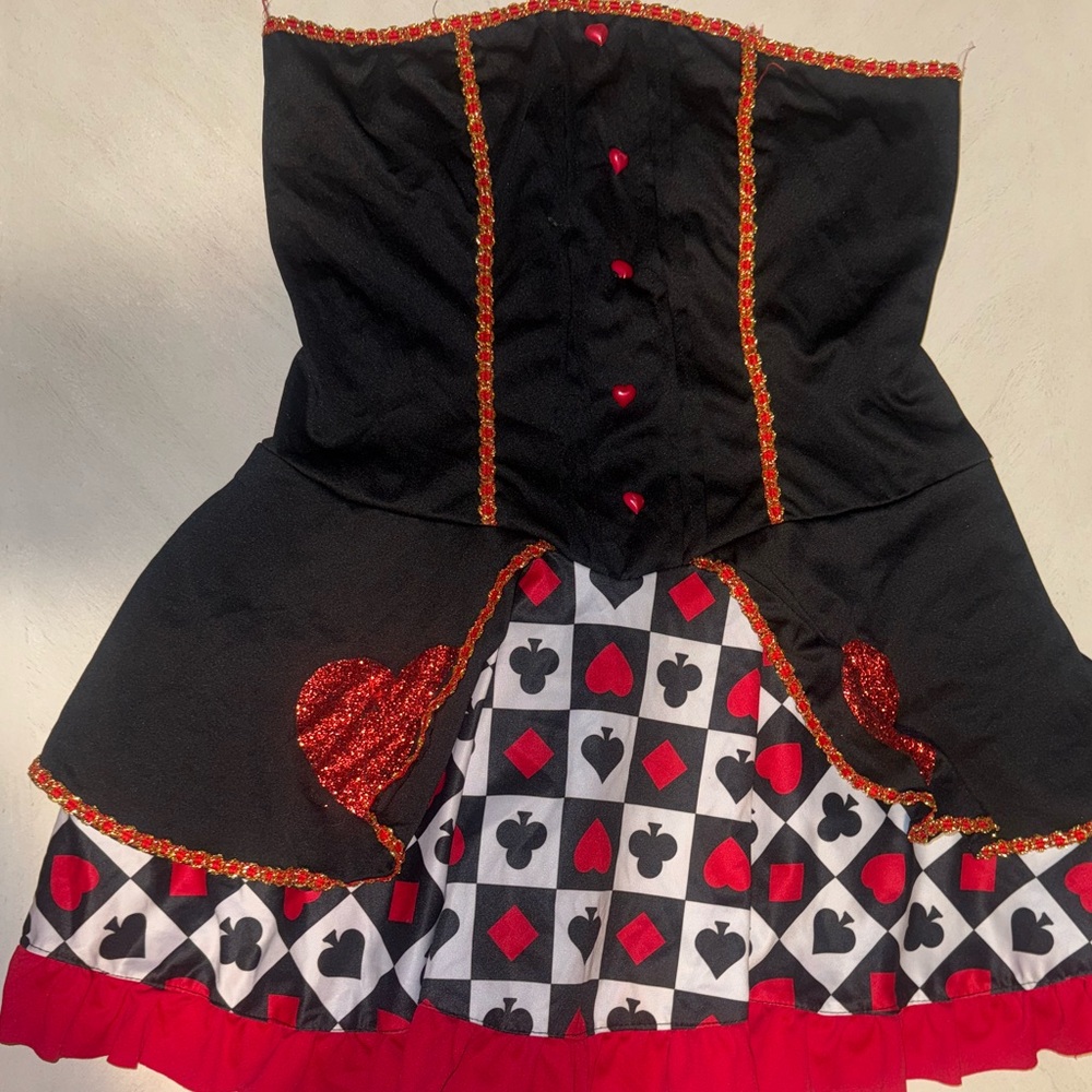 Queen of hearts costume